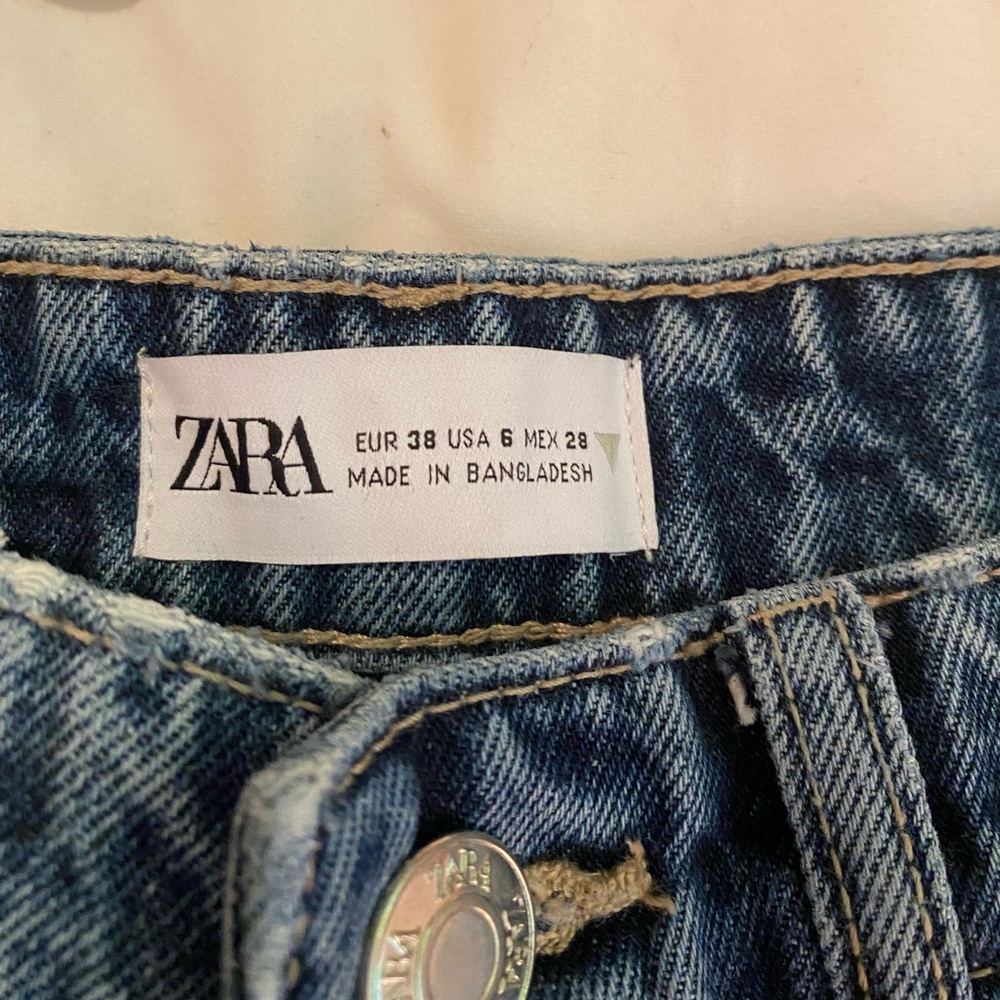 Zara Jeans - Picture 2 of 4